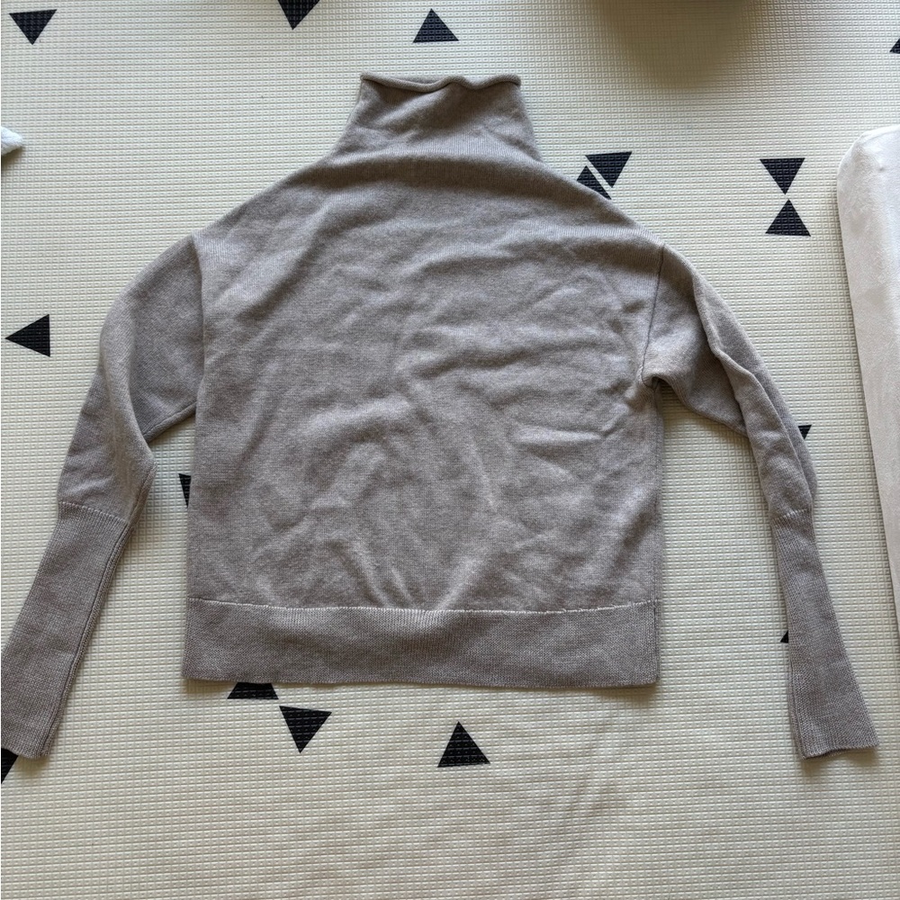 Aritzia Cyprie Sweater